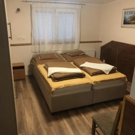 Cserki Panzio 3* Balatonfőkajár